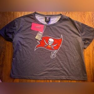 Tamp Bay Buccaneers crop top womens M-NWT